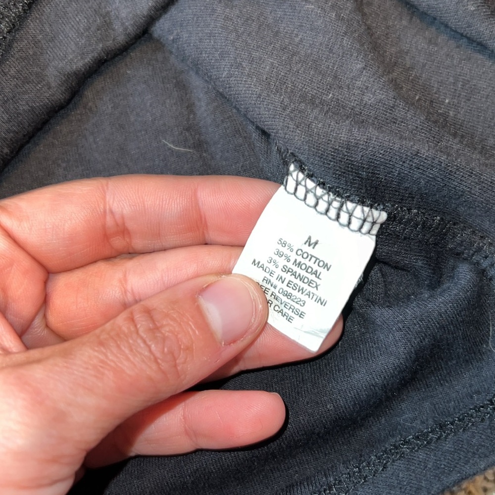 Bcg Basic Black Long Sleeve Tee Size Medium - image 4